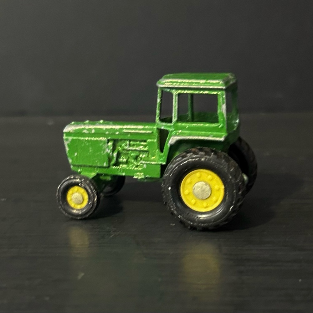 Vintage 1973 Ertl Die-Cast 1/64 John Deer Tractor Replica, Plastic Wheels